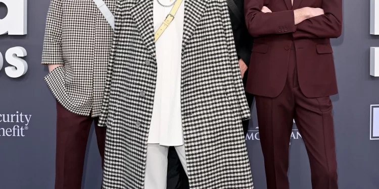 Top Looks For Billboard Music Awards 2022 